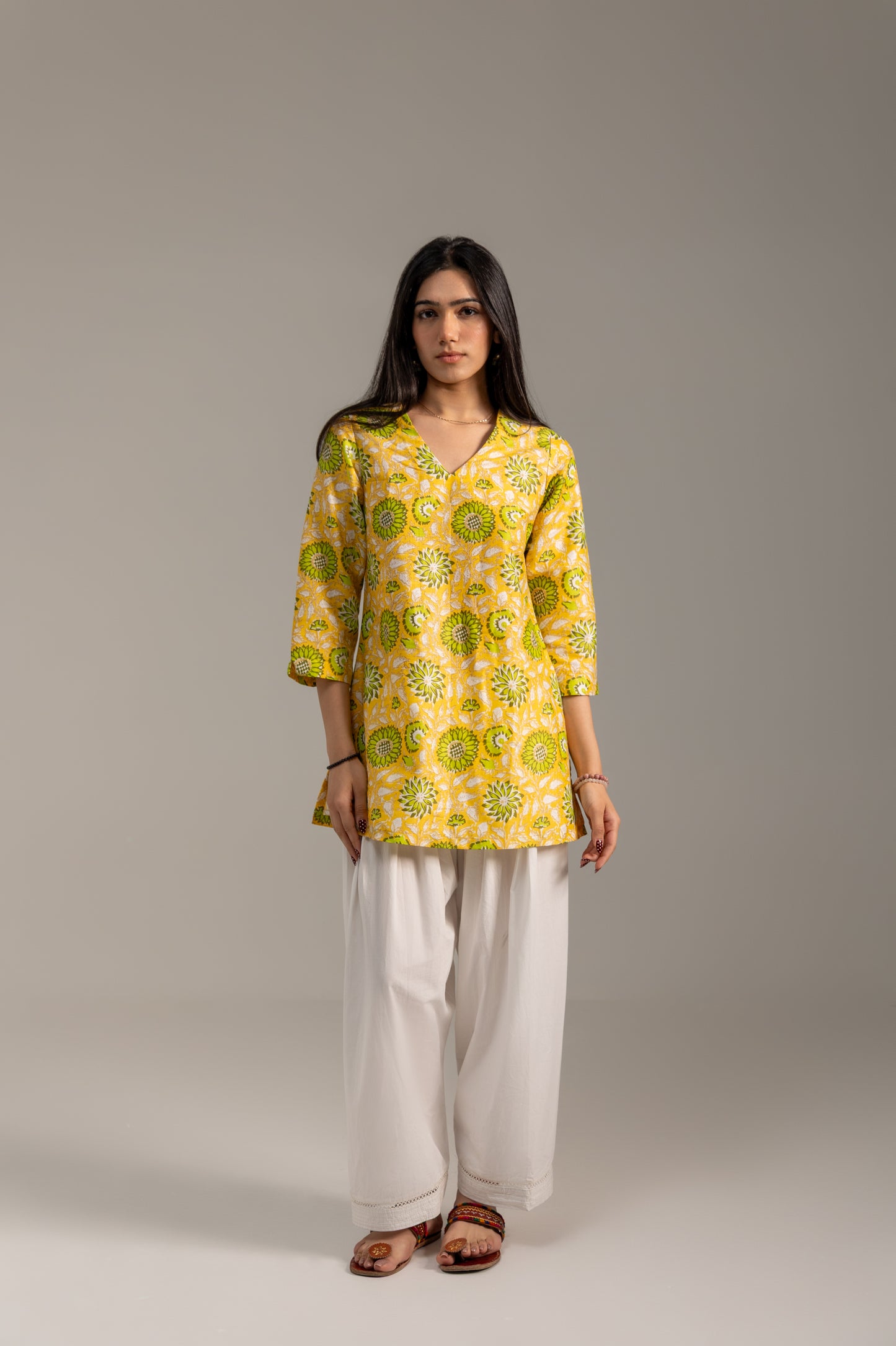 Noor Floral yellow Kurti