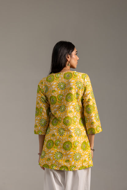 Noor Floral yellow Kurti