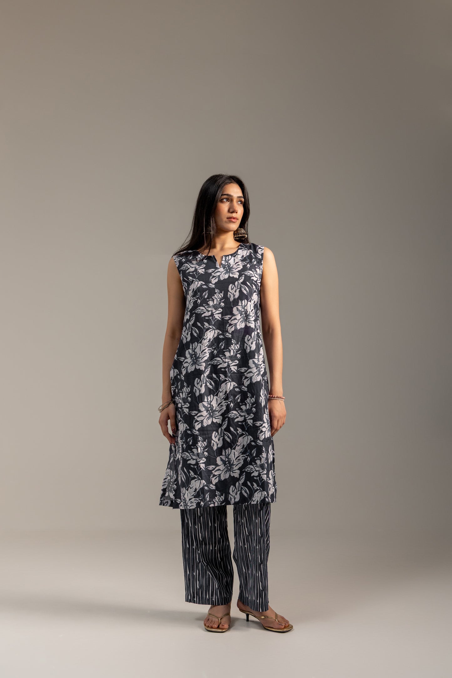 Mausam Grey Kurta Set