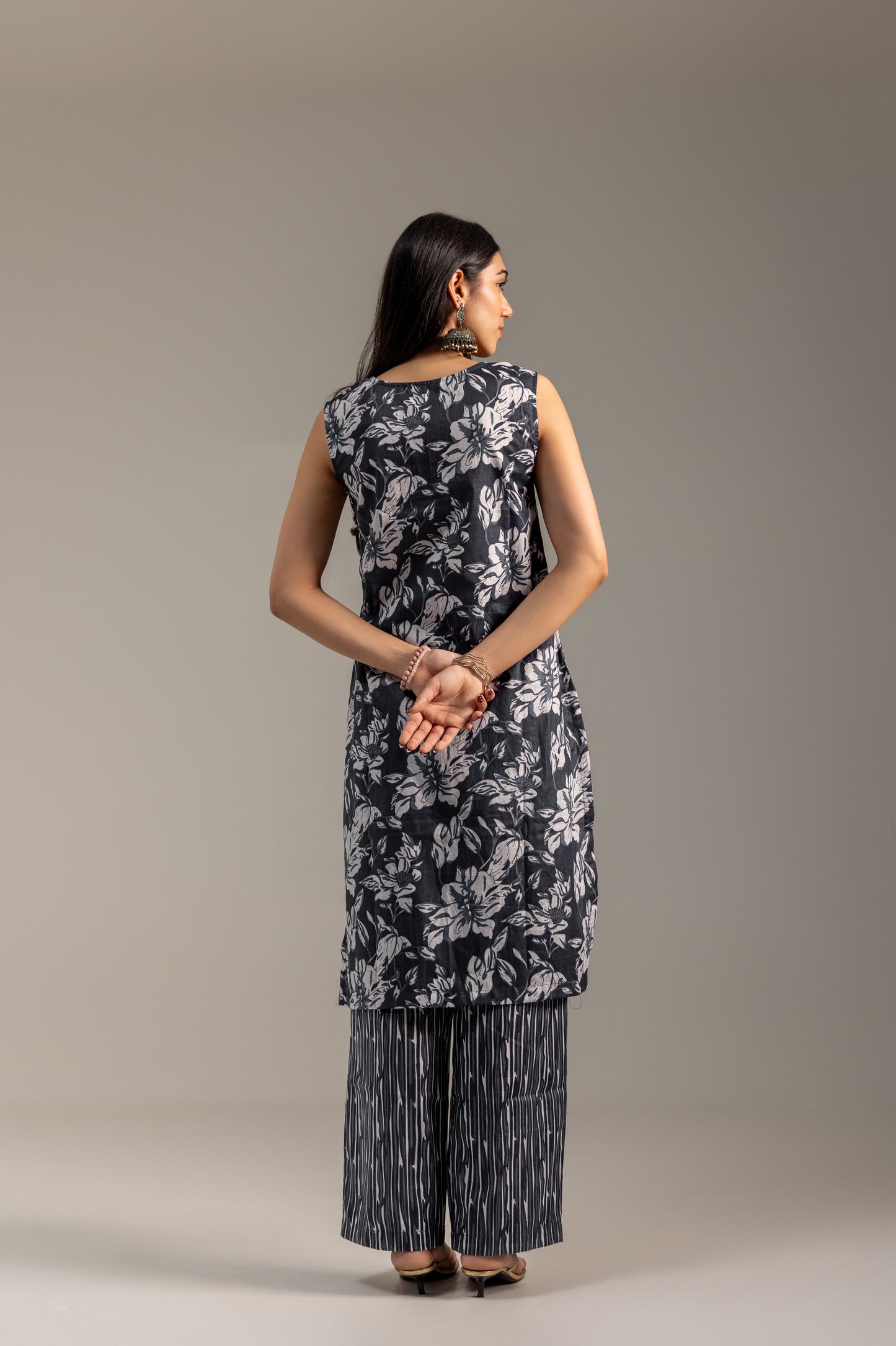 Mausam Grey Kurta Set