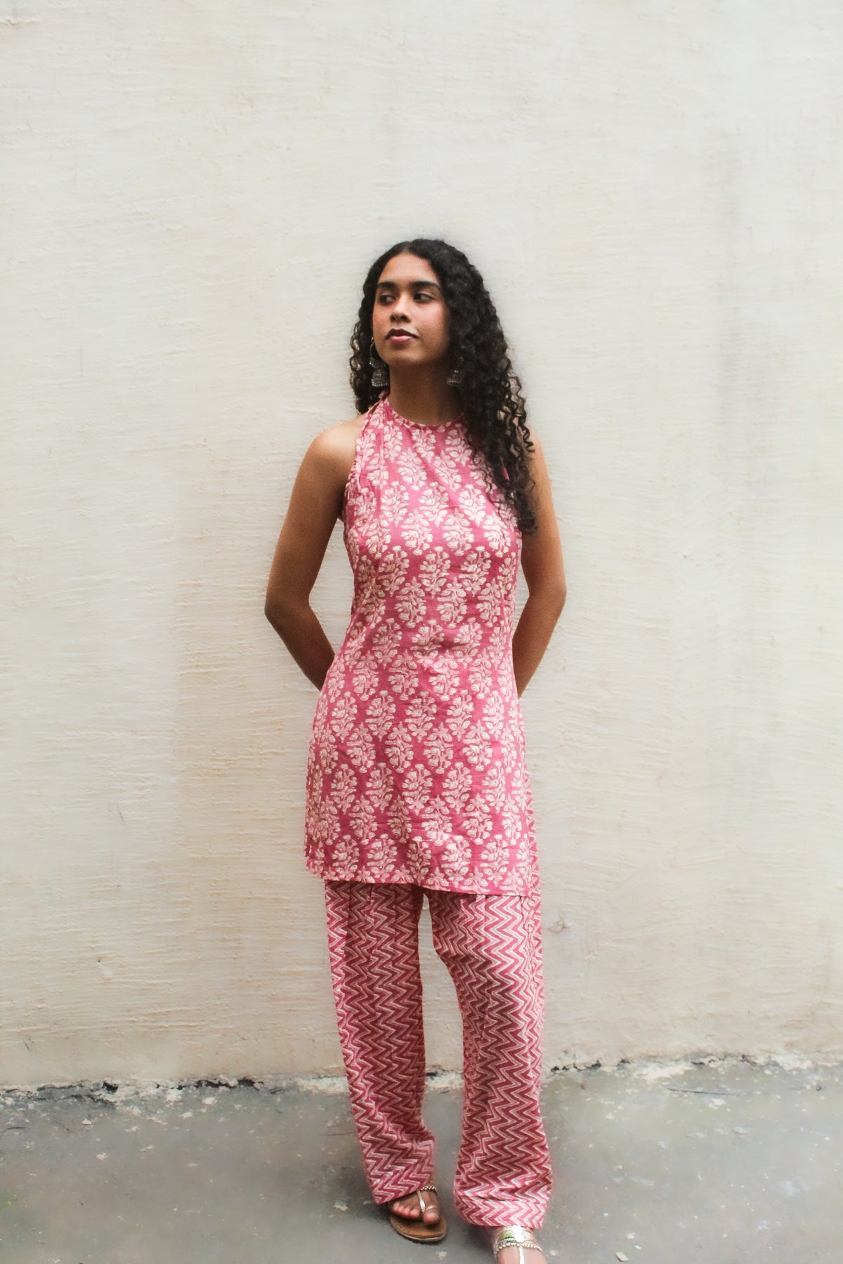 Verandah Halter Kurta with Farshi- Pink