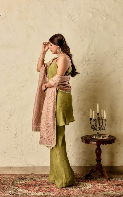 Riwaayat Green and Pink Suit Set