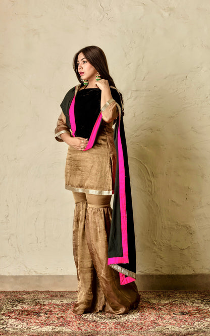 Bahaar Bronze and Black Suit Set
